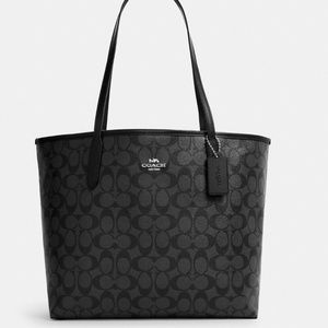 Coach City Tote In Signature Canvas